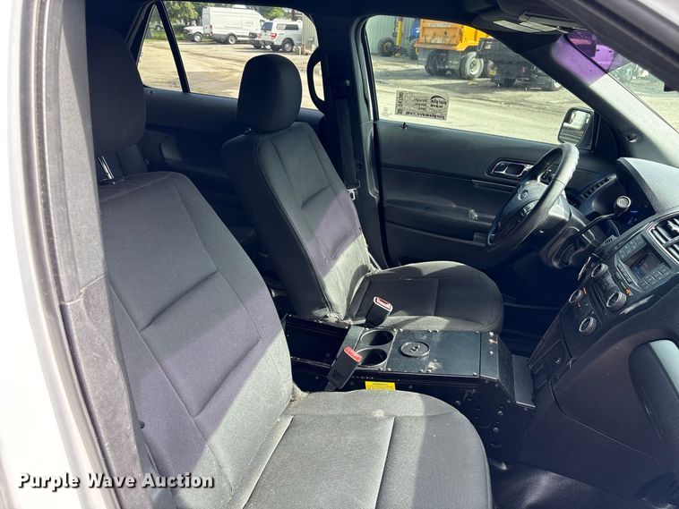 image for item DV7360 2018 Ford Explorer Police SUV
