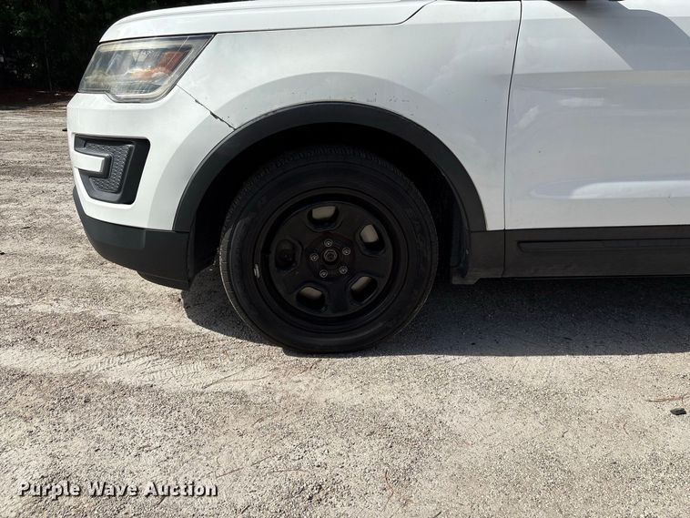 image for item DV7360 2018 Ford Explorer Police SUV