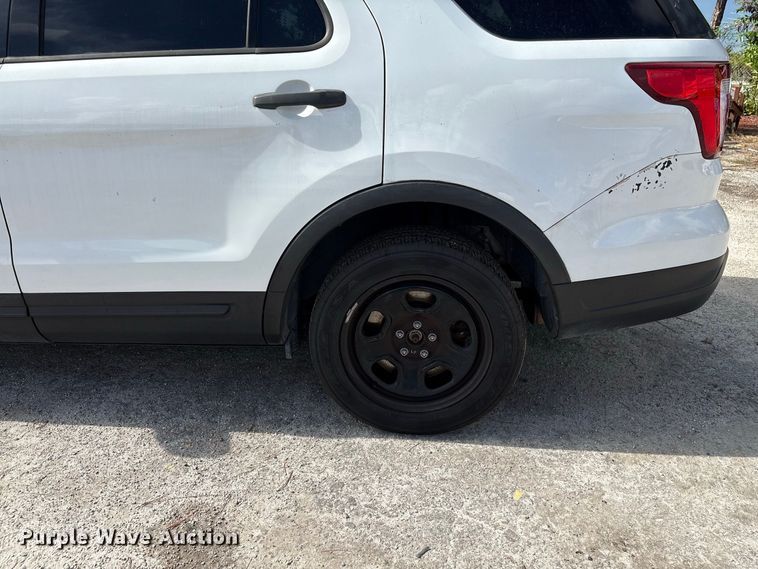 image for item DV7360 2018 Ford Explorer Police SUV