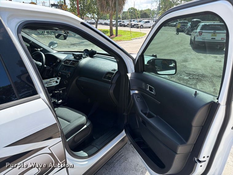 image for item DV7361 2018 Ford Explorer Police SUV