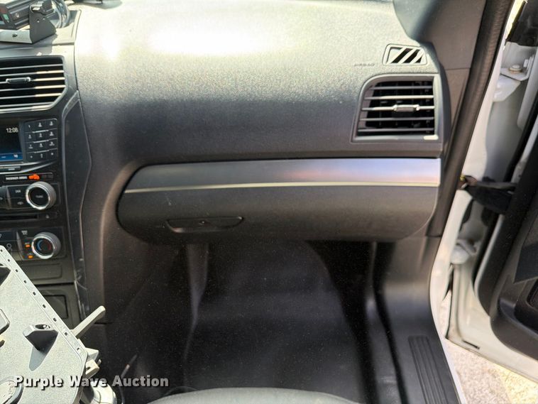 image for item DV7361 2018 Ford Explorer Police SUV
