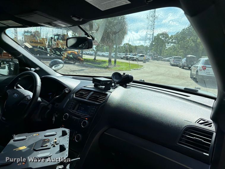 image for item DV7361 2018 Ford Explorer Police SUV