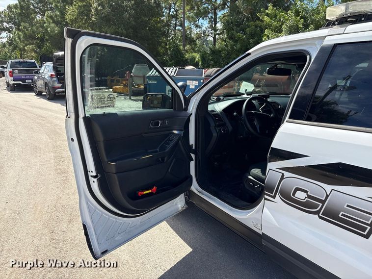 image for item DV7362 2018 Ford Explorer Police SUV