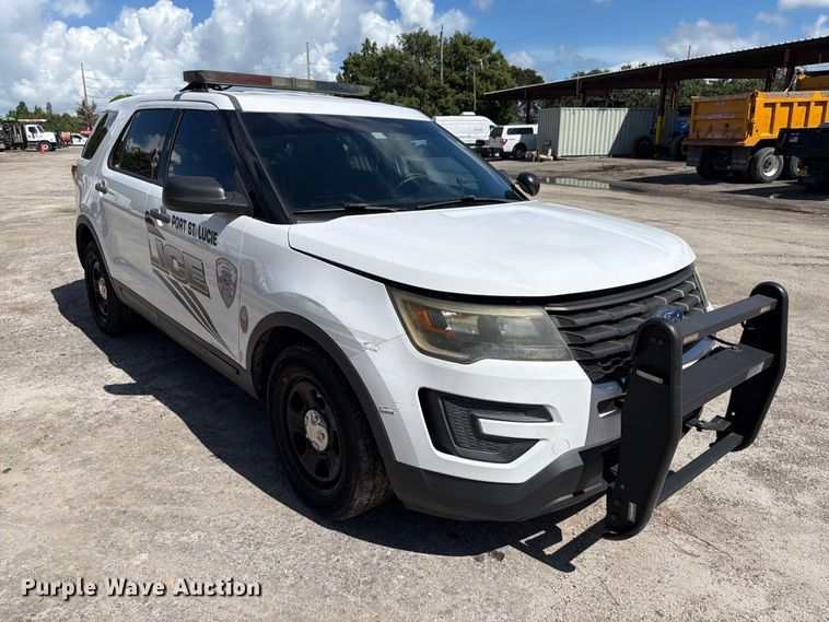 image for item DV7363 2016 Ford Explorer Police SUV
