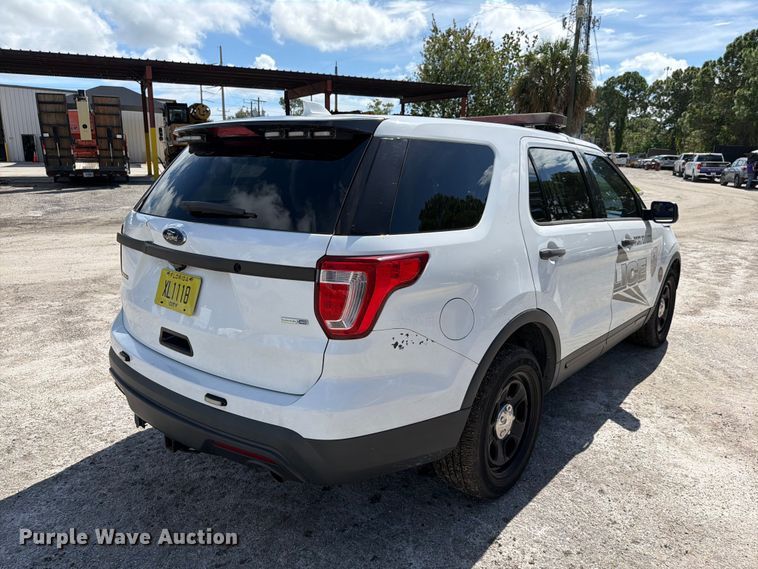 image for item DV7363 2016 Ford Explorer Police SUV