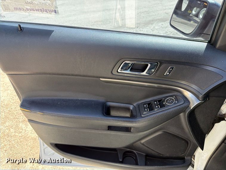 image for item DV7363 2016 Ford Explorer Police SUV