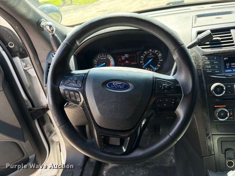image for item DV7363 2016 Ford Explorer Police SUV