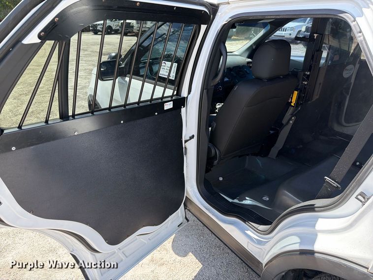 image for item DV7363 2016 Ford Explorer Police SUV