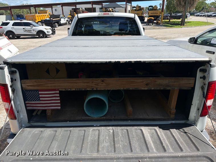 image for item DV7364 2005 Ford F-150 Ext. Cab pickup truck