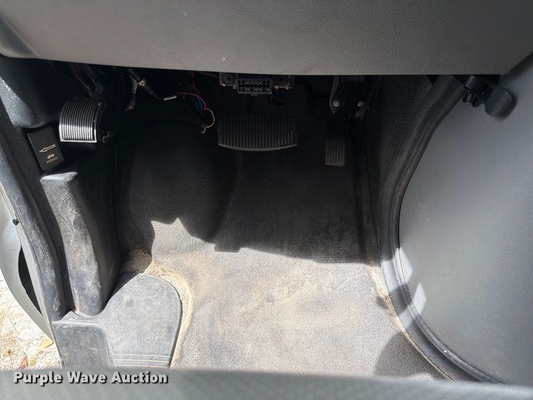 image for item DV7365 2012 Ford E-250 van