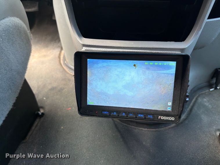 image for item DV7365 2012 Ford E-250 van