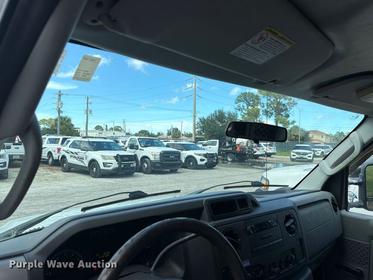 image for item DV7365 2012 Ford E-250 van