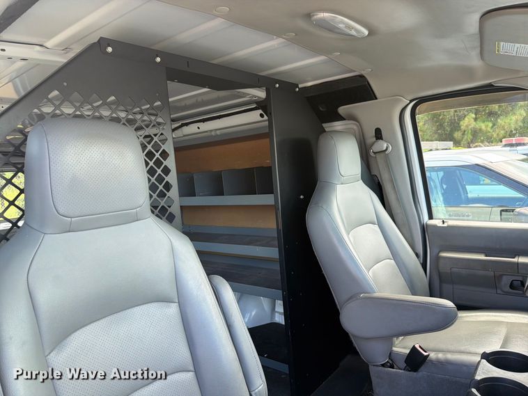 image for item DV7365 2012 Ford E-250 van