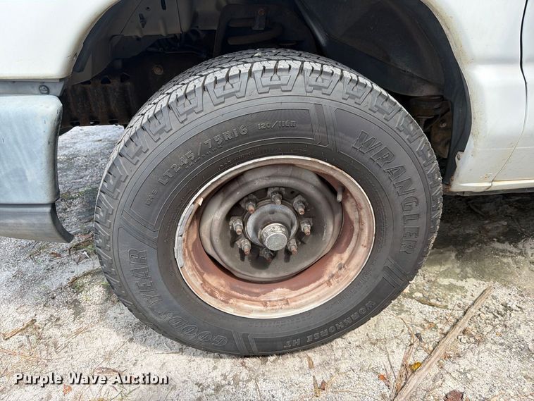 image for item DV7365 2012 Ford E-250 van