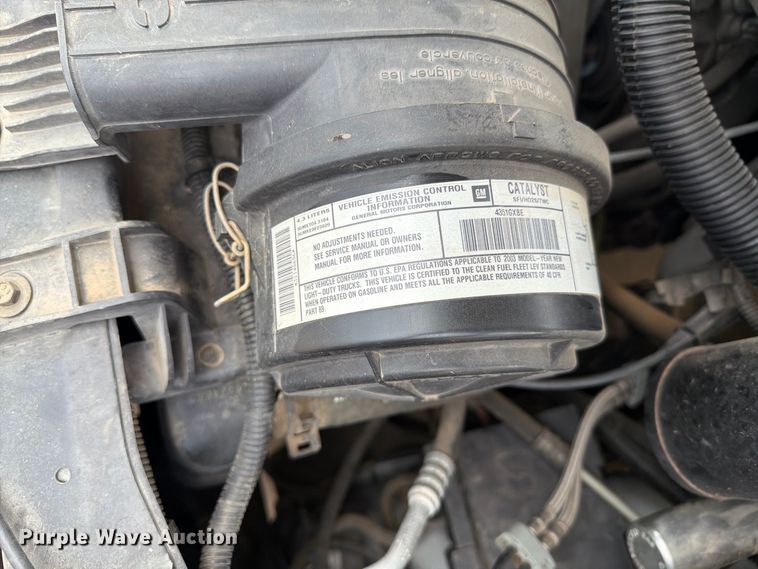 image for item DY3411 2003 Chevrolet Express 1500 van