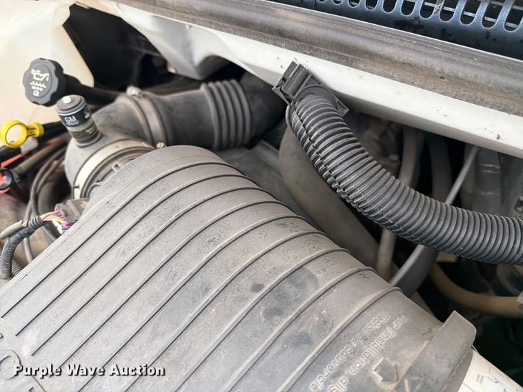 image for item DY3411 2003 Chevrolet Express 1500 van