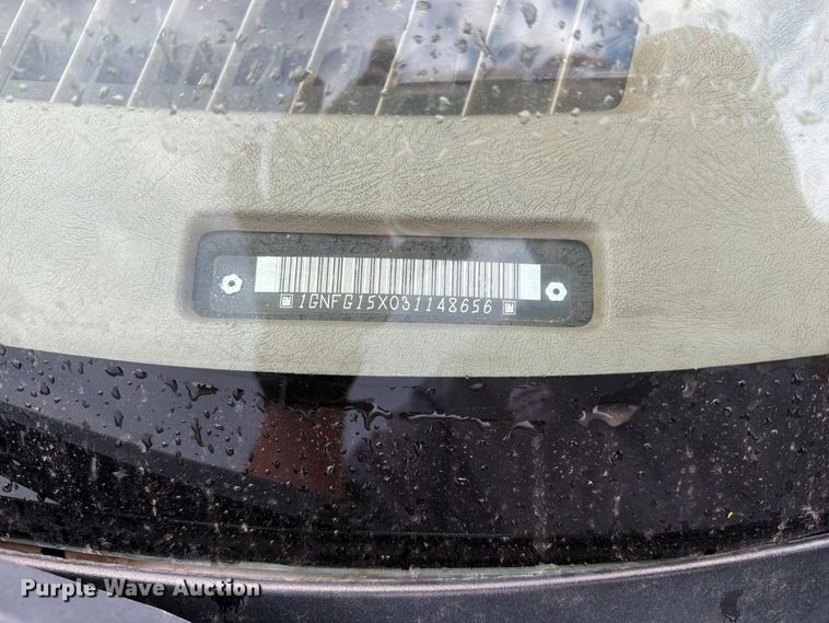 image for item DY3411 2003 Chevrolet Express 1500 van