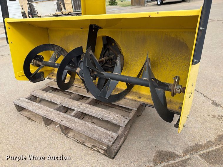 image for item DY3413 John Deere 59 snow blower