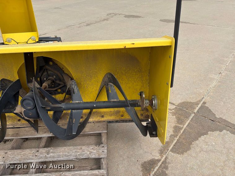 image for item DY3413 John Deere 59 snow blower