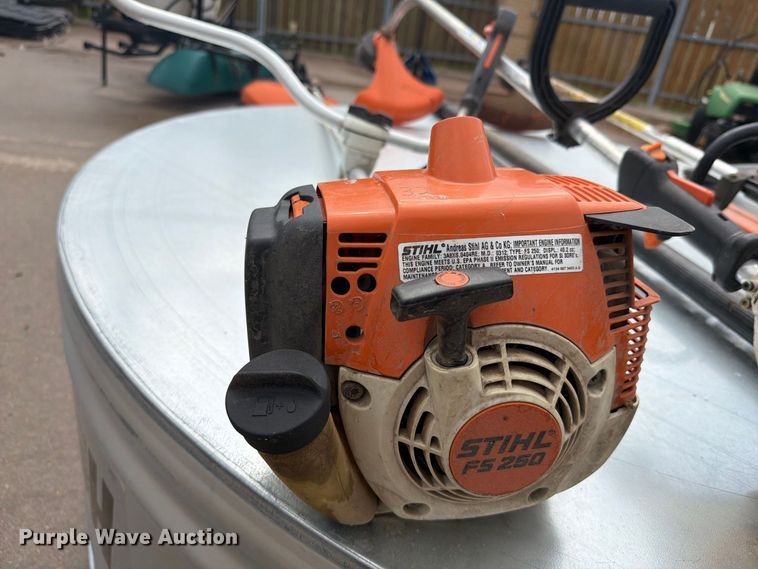 image for item DY3419 Lawn equipment