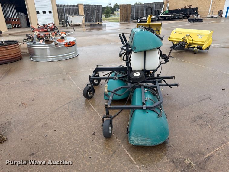 image for item DY3422 Prolawn Spray Shield turf sprayer