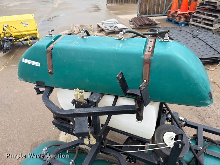 image for item DY3422 Prolawn Spray Shield turf sprayer