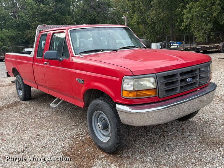 image for item DY3425 1996 Ford F250 Ext. Cab pickup truck