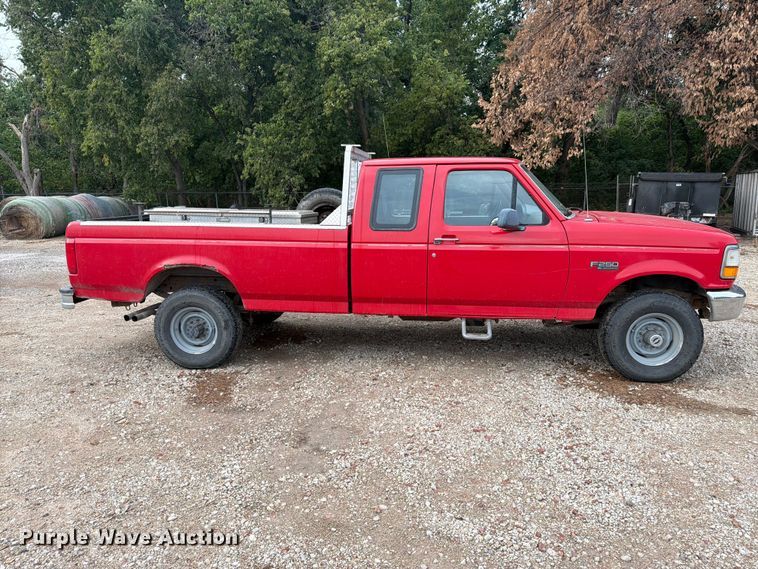 image for item DY3425 1996 Ford F250 Ext. Cab pickup truck