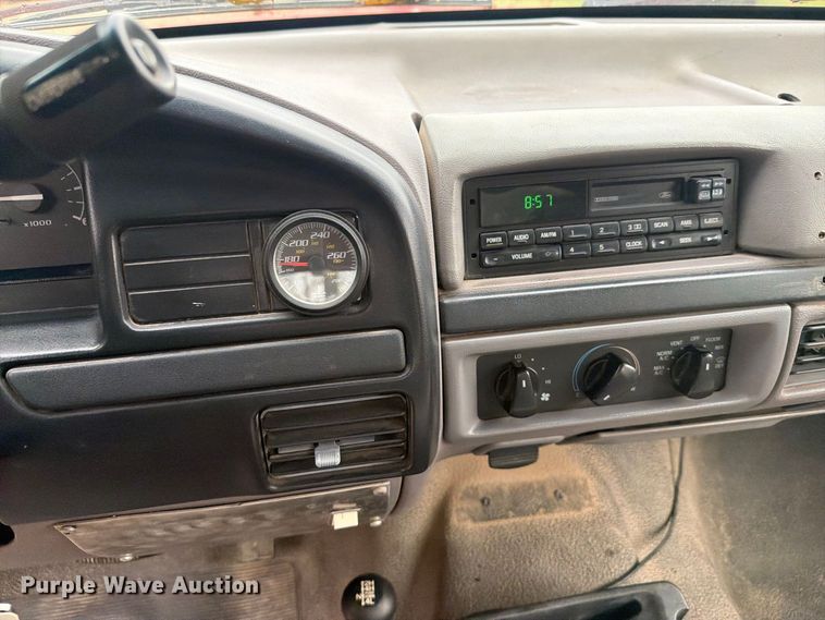 image for item DY3425 1996 Ford F250 Ext. Cab pickup truck