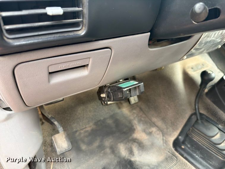 image for item DY3425 1996 Ford F250 Ext. Cab pickup truck
