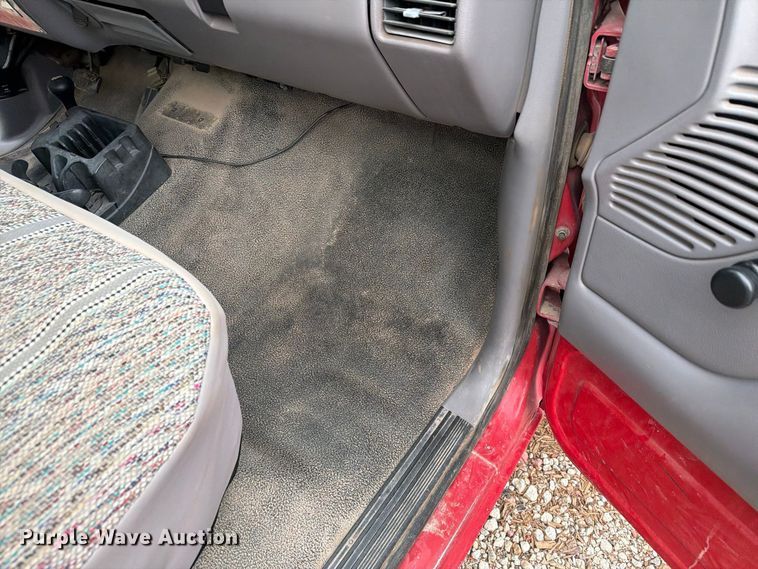 image for item DY3425 1996 Ford F250 Ext. Cab pickup truck