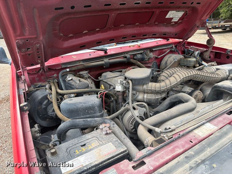 image for item DY3425 1996 Ford F250 Ext. Cab pickup truck