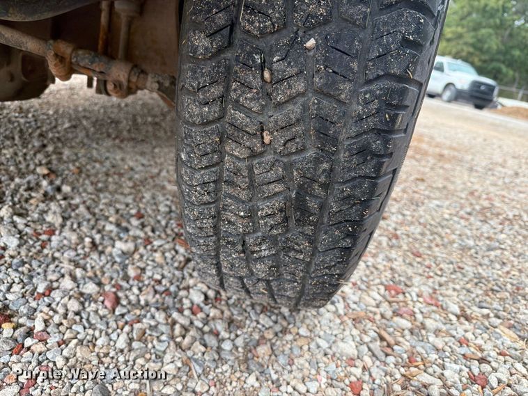 image for item DY3425 1996 Ford F250 Ext. Cab pickup truck