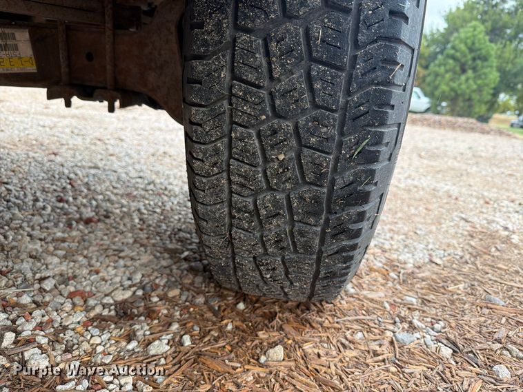 image for item DY3425 1996 Ford F250 Ext. Cab pickup truck