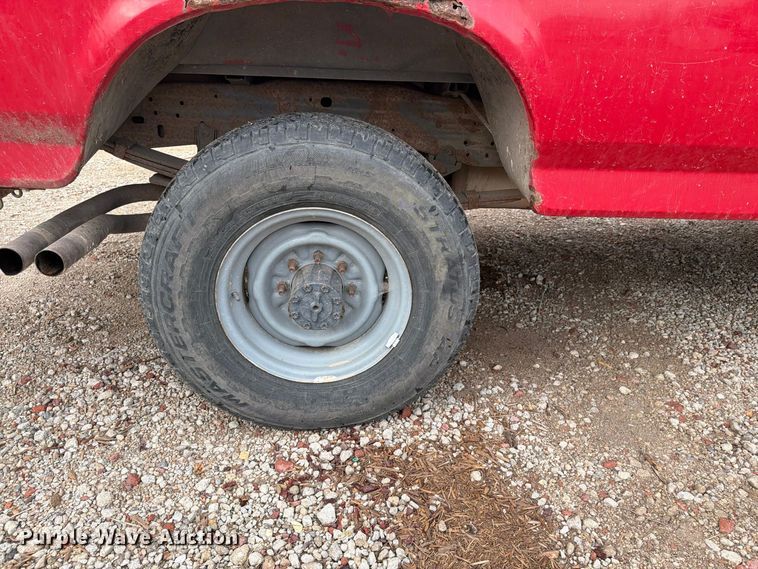 image for item DY3425 1996 Ford F250 Ext. Cab pickup truck