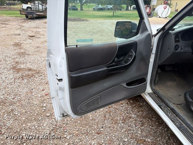 image for item DY3426 2008 Ford Ranger Ext. Cab pickup truck