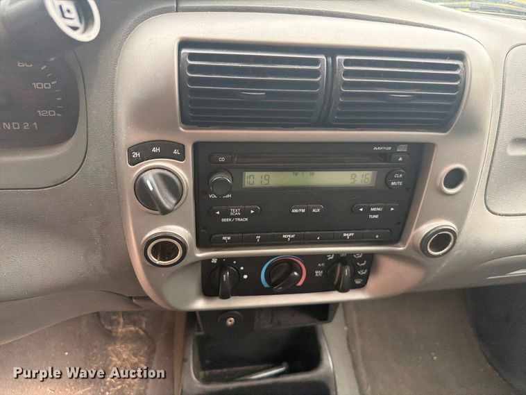 image for item DY3426 2008 Ford Ranger Ext. Cab pickup truck