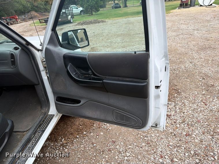 image for item DY3426 2008 Ford Ranger Ext. Cab pickup truck