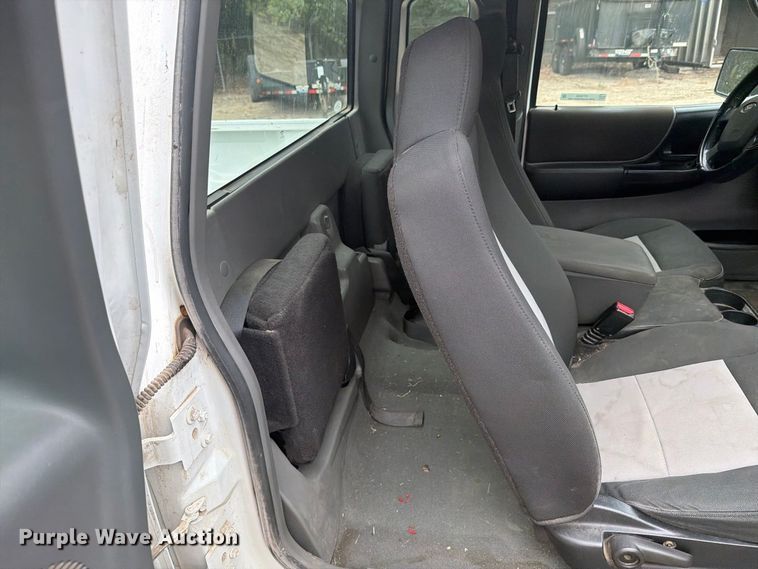 image for item DY3426 2008 Ford Ranger Ext. Cab pickup truck