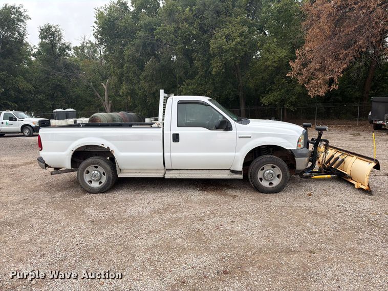 image for item DY3427 2005 Ford F250 Super Duty pickup truck
