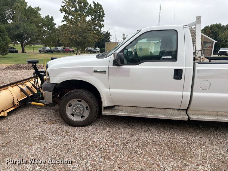 image for item DY3427 2005 Ford F250 Super Duty pickup truck