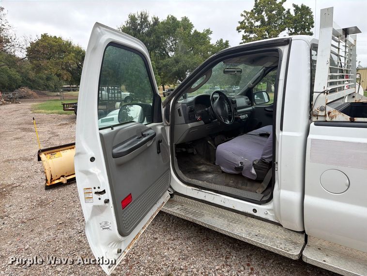 image for item DY3427 2005 Ford F250 Super Duty pickup truck