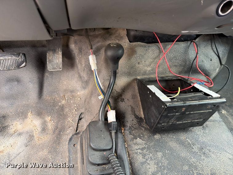 image for item DY3427 2005 Ford F250 Super Duty pickup truck