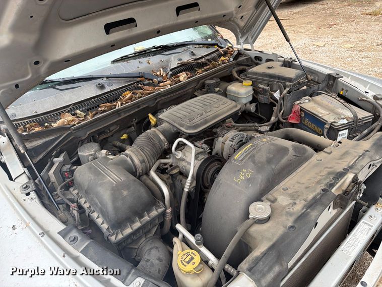 image for item DY3428 2010 Dodge Dakota Crew Cab pickup truck