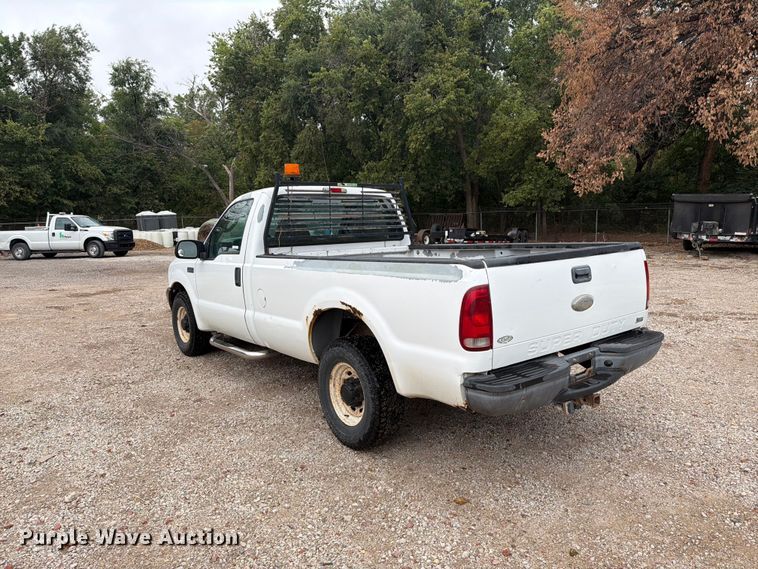 image for item DY3431 2003 Ford F250 pickup truck