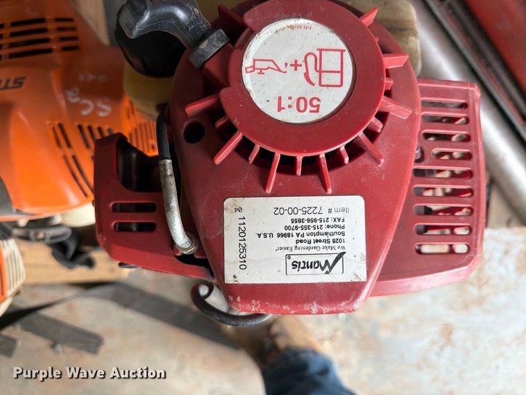 image for item DY3432 Lawn and garden equipment