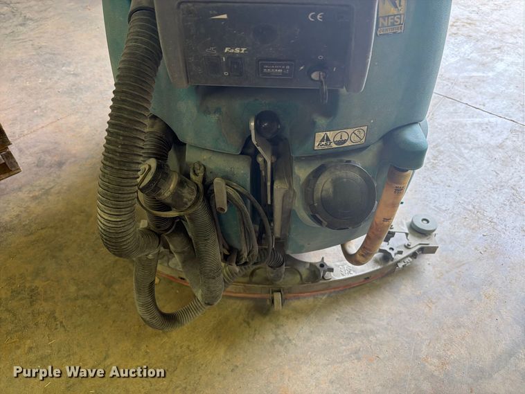 image for item DY3433 Tennant T5 Fast floor scrubber