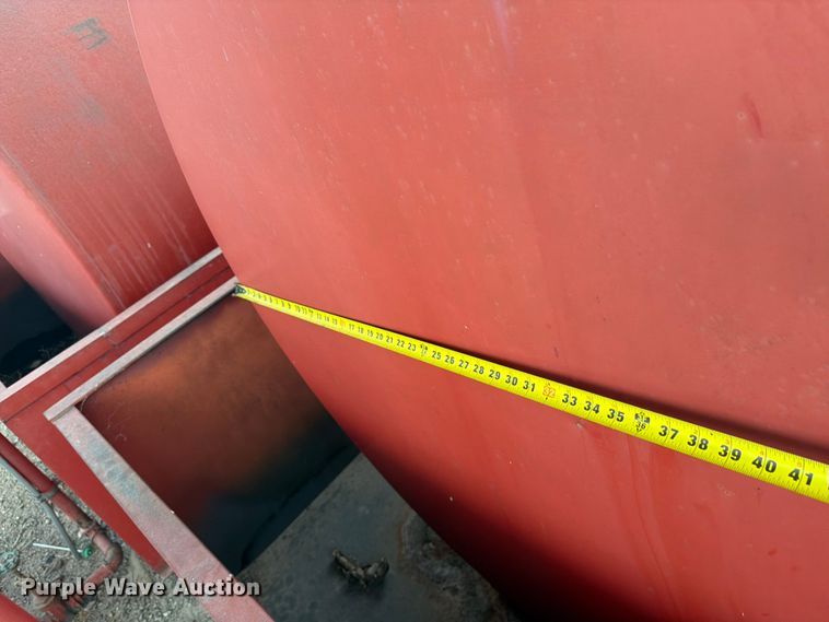 image for item DY3442 Fuel tanks and pumps