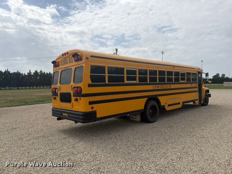 image for item DY3456 2001 Chevrolet B7 school bus