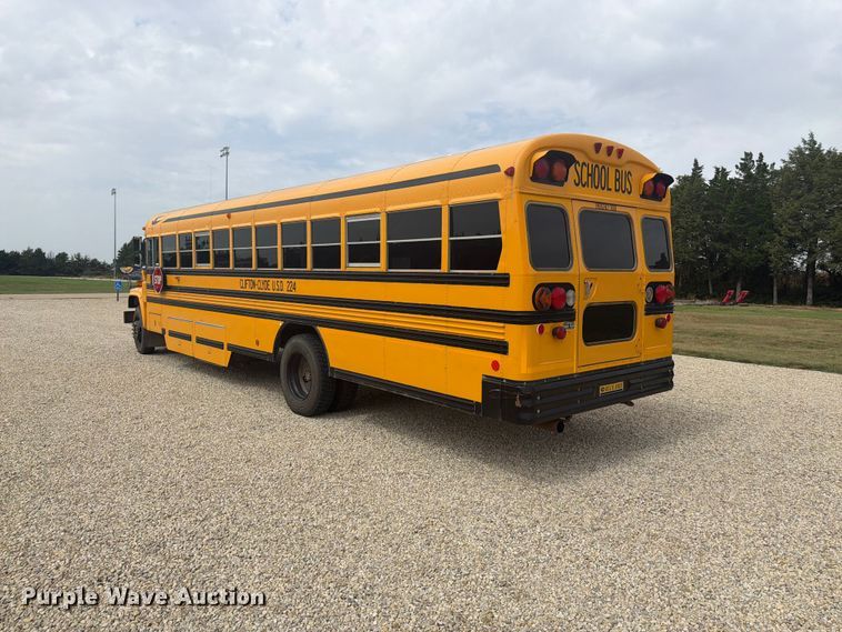 image for item DY3456 2001 Chevrolet B7 school bus